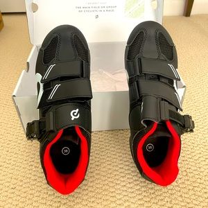 Peloton cycling shoes - US women 7 EUR size 38 with cleats & peloton headphones